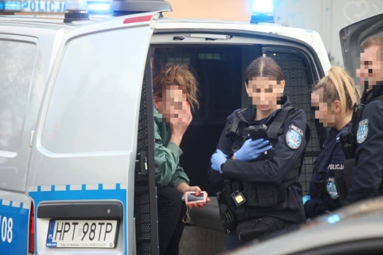 Szalona jazda pijanej 46-latki. BMW jak taran na ulicach Olsztyna