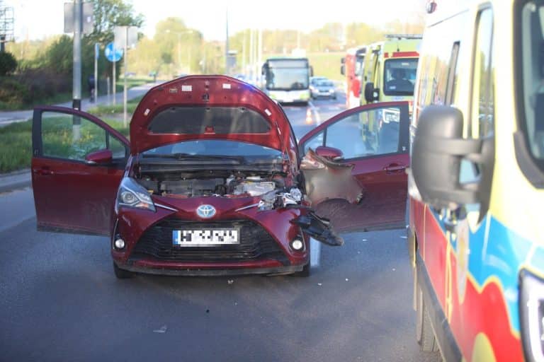 Potrącenie nastolatek na ul. Sielskiej. Są informacje ze szpitala o ich stanie zdrowia