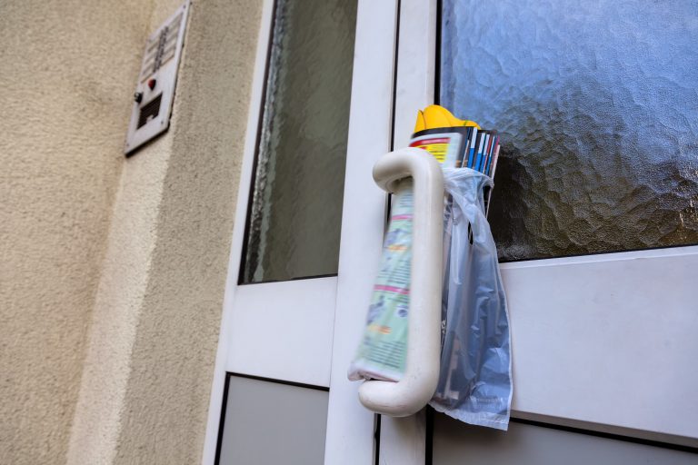 Nowa metoda włamywaczy. Zwr&oacute;ć na to uwagę