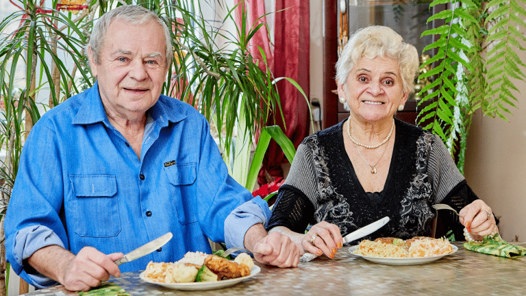 Przekaż 1,5% podatku na posiłki dla seniorów w Olsztynie!