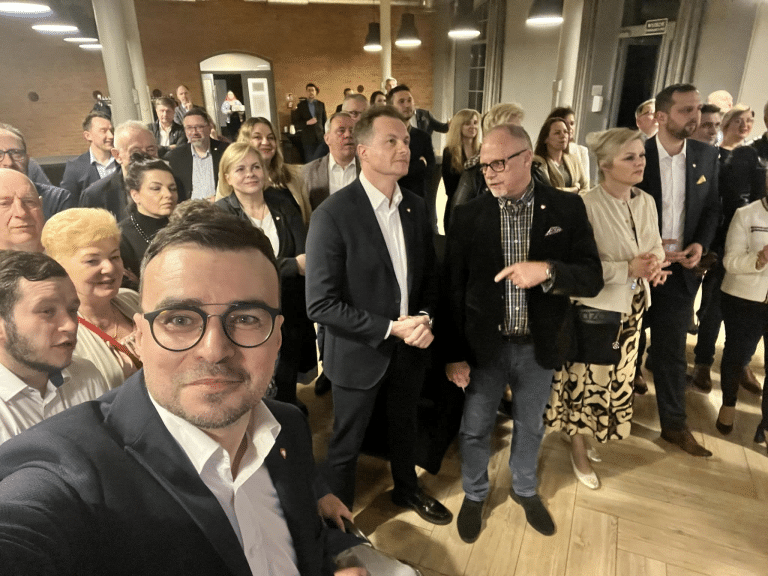 Koalicja Obywatelska triumfuje w wyborach do sejmiku wojew&oacute;dztwa warmińsko-mazurskiego