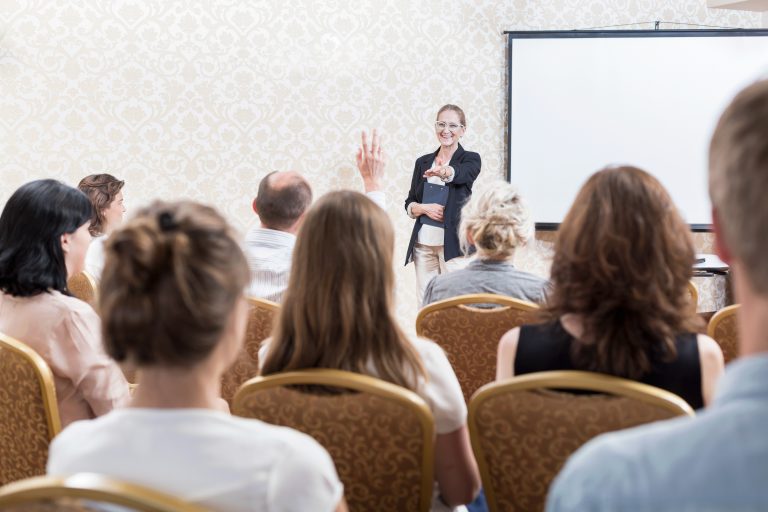 Jak przygotować kobiety do zmieniającego się rynku pracy? Odpowiedzi na Forum Nowej Edukacji