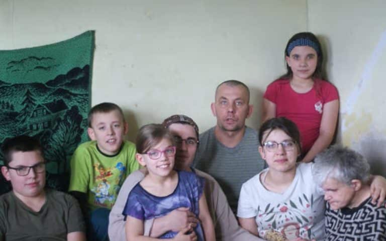 Niezwykła podróż z misją – Pan Jacek przejedzie Polskę rowerem dla rodziny z Reszla