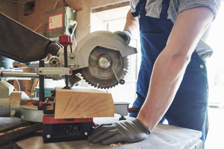 Od czego zależy cena pił stolarskich?