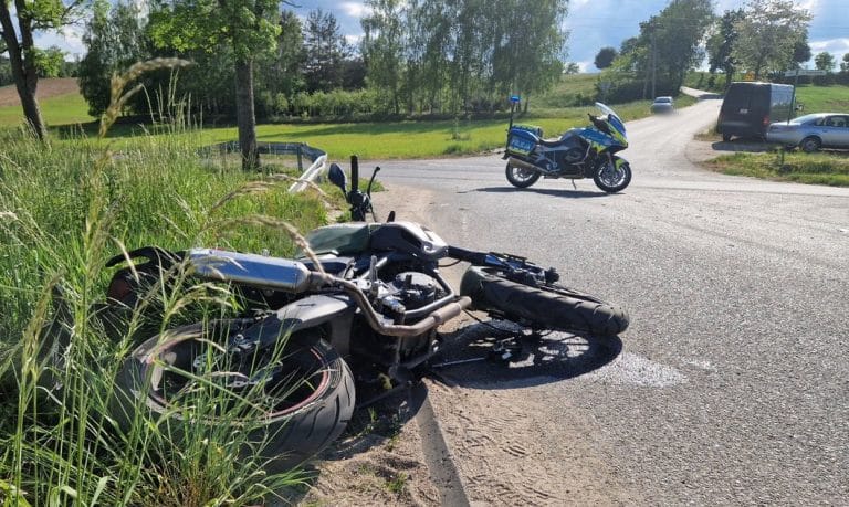 Kolejny kierowca jednośladu poszkodowany w wypadku drogowym