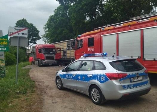Tragiczne zderzenie dwóch ciężarówek. Jedna osoba zginęła ruch drogowy Olsztyn, Wiadomości, zShowcase
