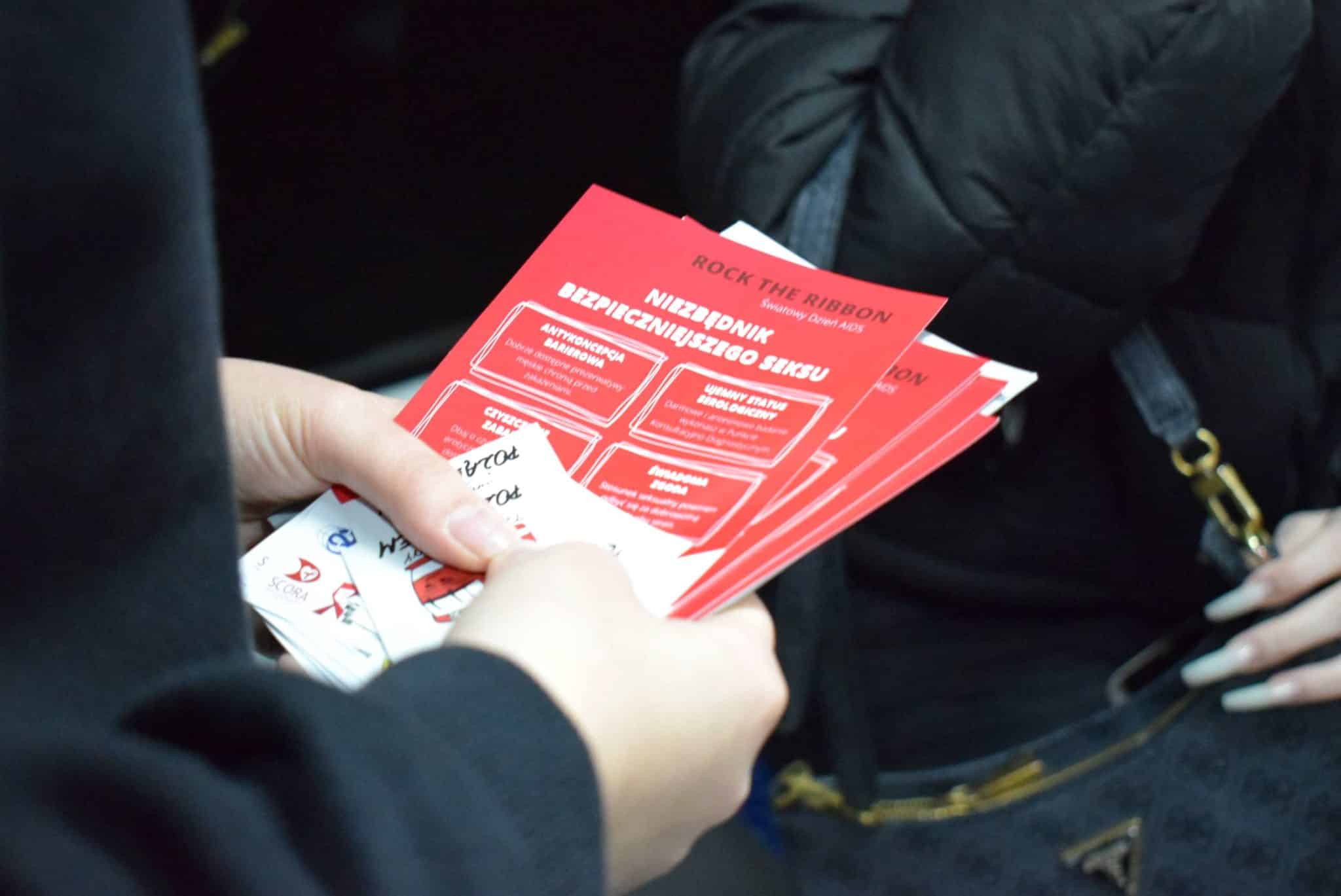 "Tramwaj zwany Pożądaniem": kampania edukacyjna o HIV startuje w Olsztynie zdrowie Olsztyn, Wiadomości, zShowcase
