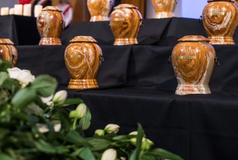 Poświęcenie dla nauki. Uroczyste upamiętnienie darczyńc&oacute;w ciał na UWM