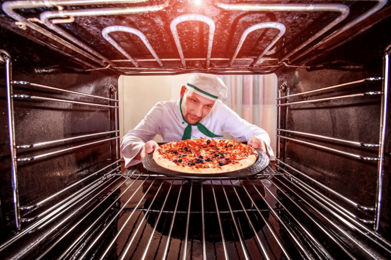 Jakie funkcje powinien mieć piekarnik dla domowego szefa kuchni?