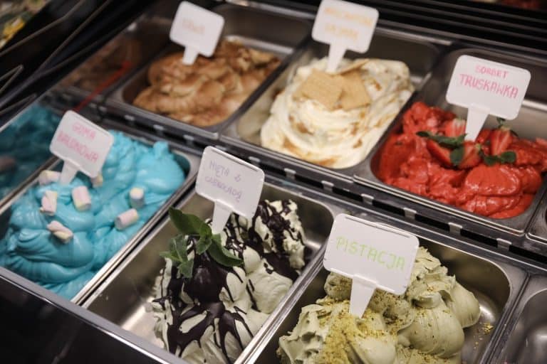 To największy wybór lodów rzemieślniczych na olsztyńskiej starówce? Lodziarnia Kofeinka wprowadza aż 36 smaków!