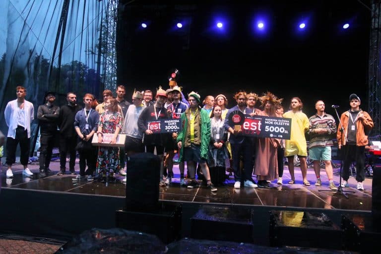 Jak zdobyć grant na realizację projekt&oacute;w kulturalnych?