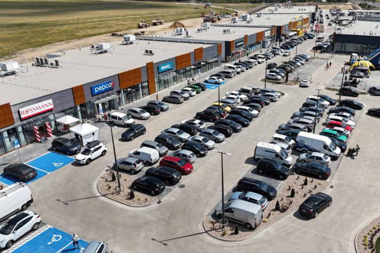 Tłumy na otwarciu nowego parku handlowego w Olsztynie!