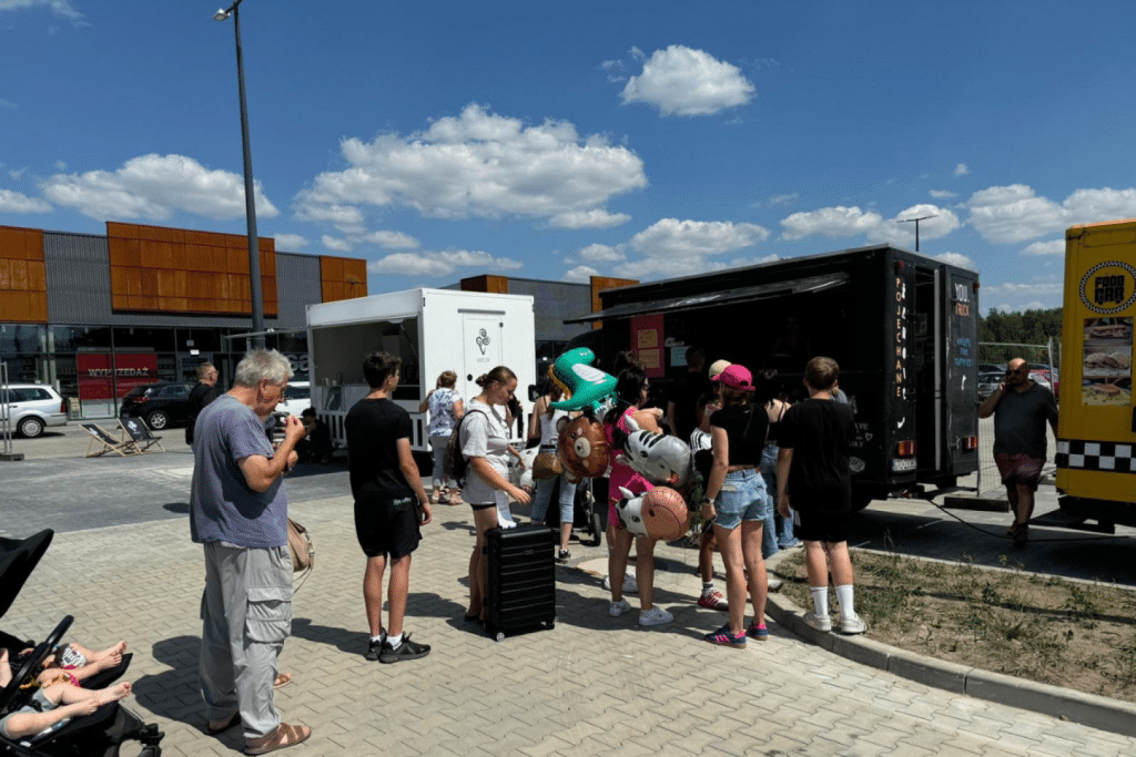 Tłumy na otwarciu nowego parku handlowego w Olsztynie! nieruchomości Olsztyn, Wiadomości, zShowcase