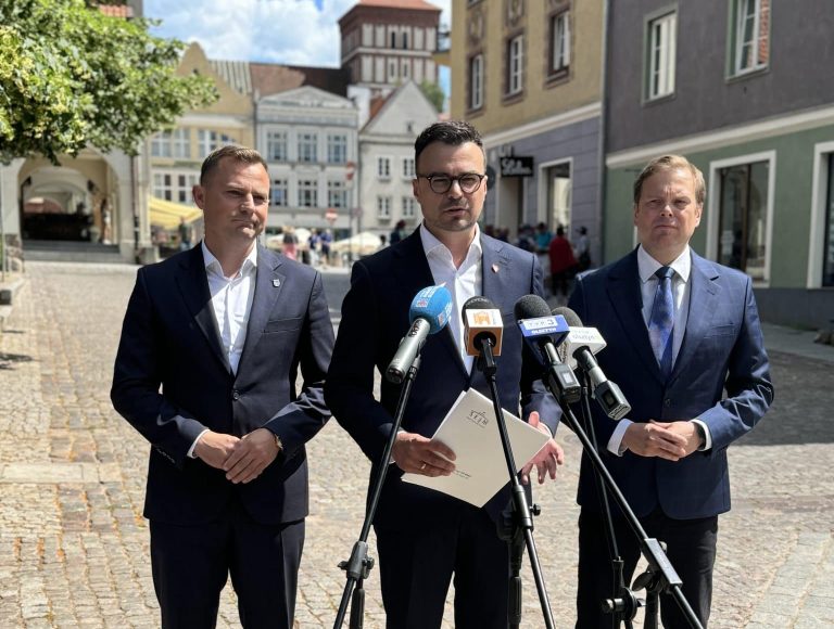 Ministerstwo przeznaczyło 127 mln zł na kulturę. Poseł Maciej Wr&oacute;bel prezentuje program