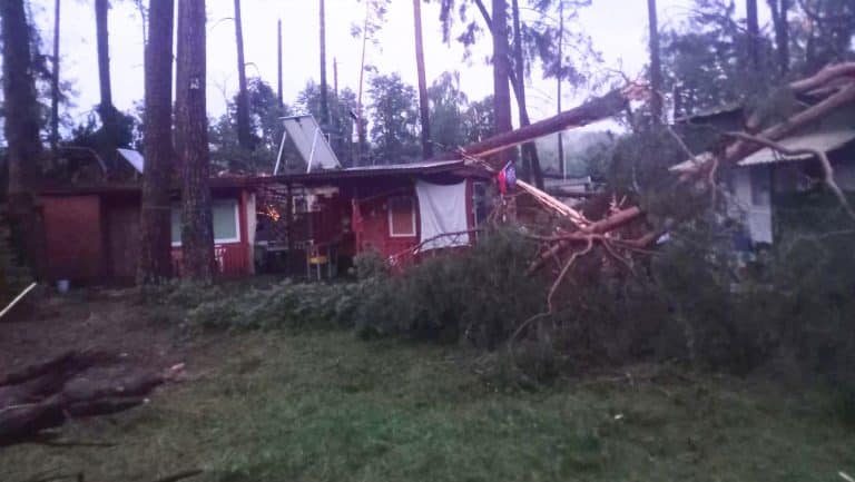Ośrodek wypoczynkowy zdewastowany przez tornado. Cud, że nikomu nic się nie stało!