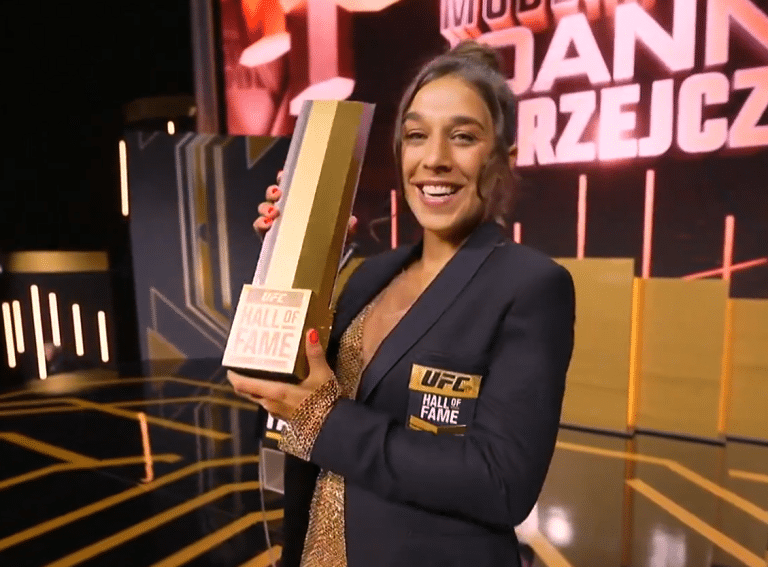 Joanna Jędrzejczyk w Galerii Sław UFC. Druga kobieta w historii z tym zaszczytem