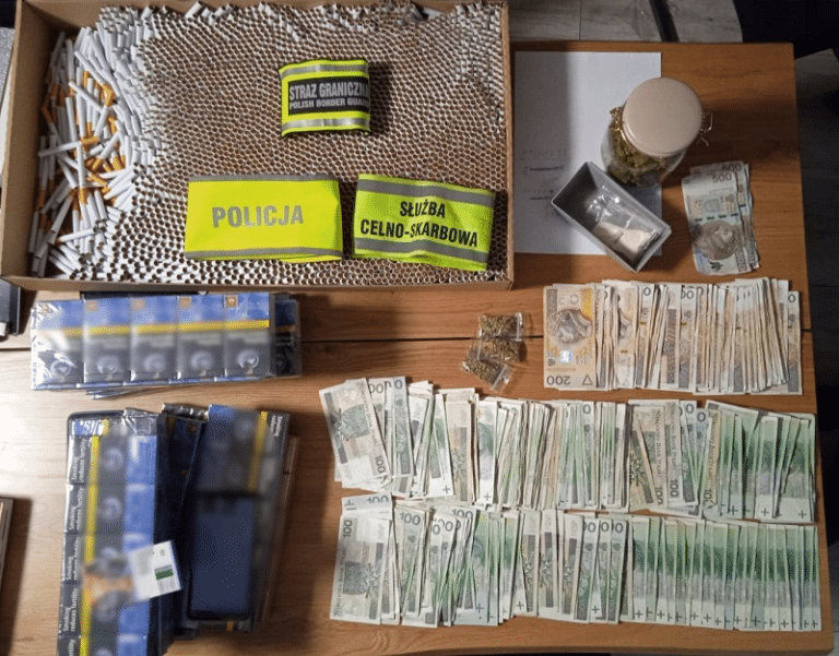 Got&oacute;wka ukryta w kanapie, narkotyki w słoikach, a nielegalne automaty? Wielka akcja mundurowych!