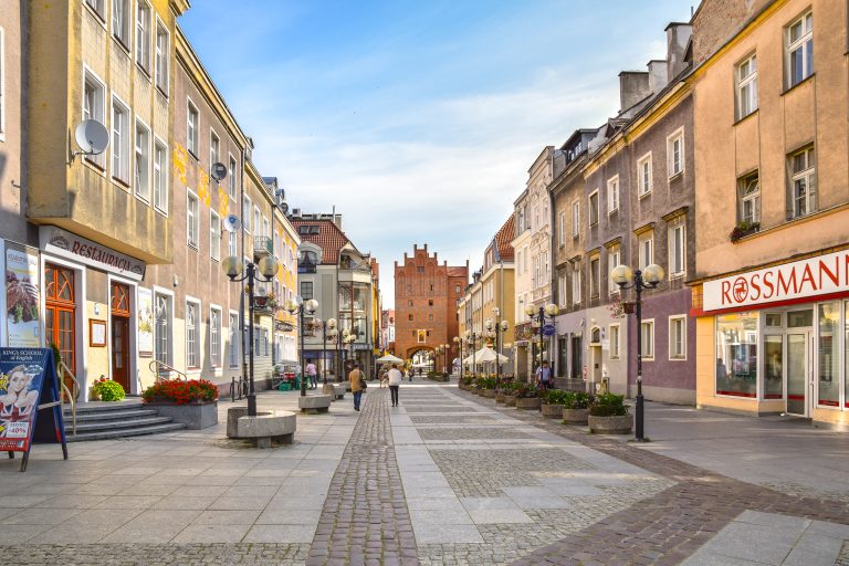 Na olsztyńskiej star&oacute;wce otwiera się nowy lokal z apetycznym jedzeniem