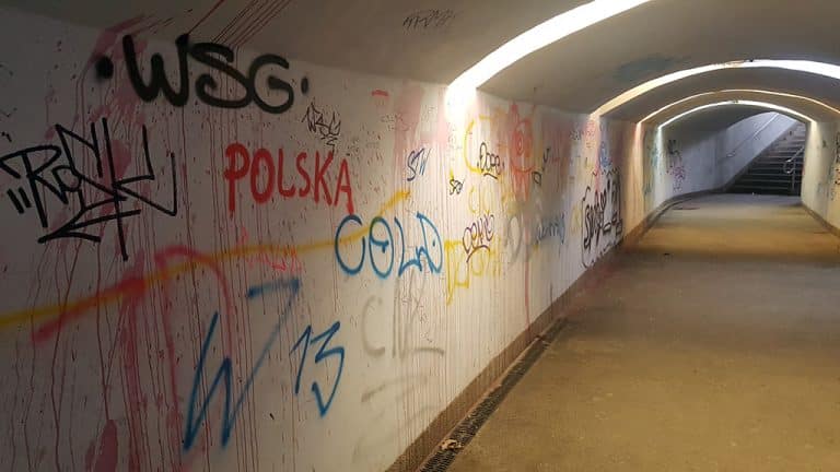 Czy ten tunel w centrum Olsztyna kiedykolwiek przestanie straszyć?