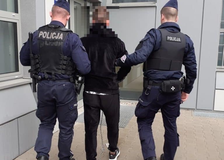 Czy użycie noża to zawsze przekroczenie obrony koniecznej? Ostateczny wyrok w sprawie 18-latka