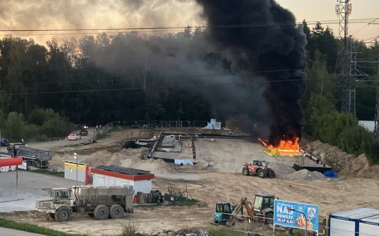 Co się dokładnie paliło w Olsztynie? Zdjęcia czytelnika ujawniają nieznane fakty