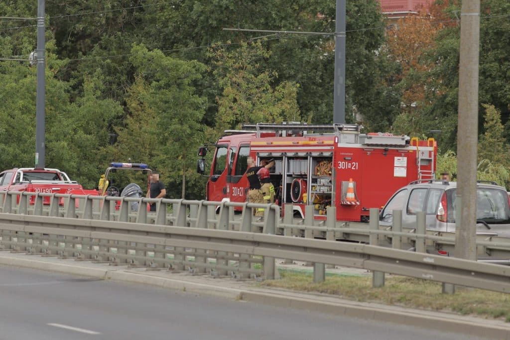 Znaleziono zwłoki młodej kobiety pod mostem. Tragiczne odkrycie w Olsztynie Kronika policyjna Olsztyn, Wiadomości, zShowcase