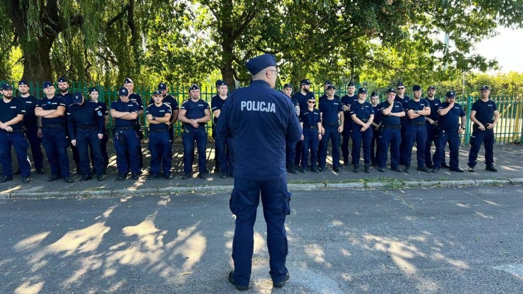 Policjanci opanowali stadion miejski. Co tam się działo? Kronika policyjna Olsztyn, Wiadomości, zShowcase