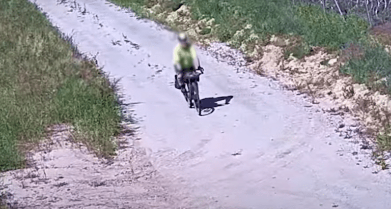 Szwajcar rowerem jechał do Rosji, a na polskiej granicy jedynie „zbłądził”