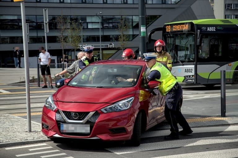 64-letnia kierująca spowodowała chaos w centrum Olsztyna