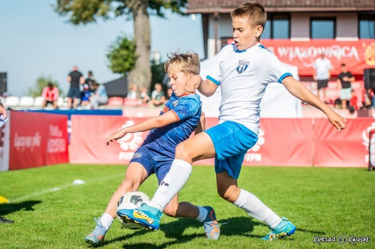 Młodzi piłkarze z Warmii i Mazur powalczą na PGE Narodowym