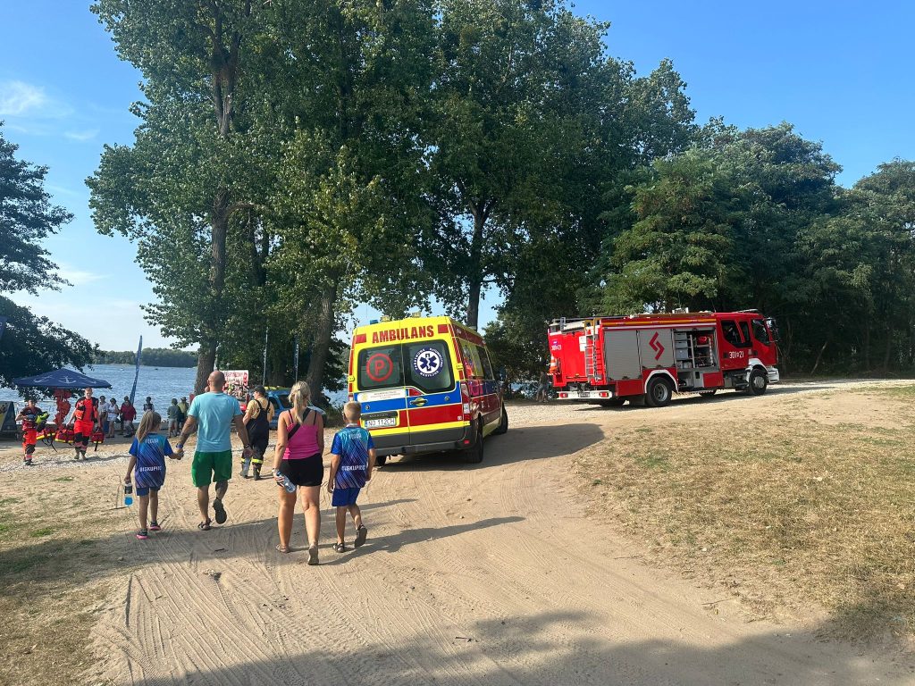 36-letni ojciec trójki dzieci zginął na Plaży Miejskiej ratując swojego syna jezioro Olsztyn, Wiadomości, zShowcase