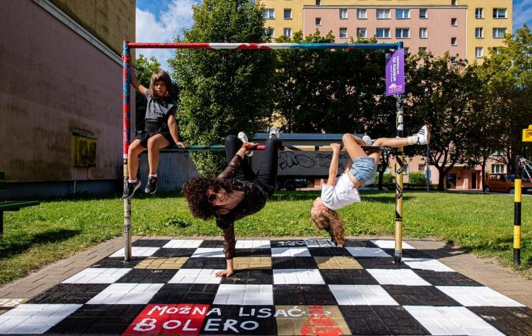 Trzepak Bolero detronizuje olsztyńską żółtą barierkę