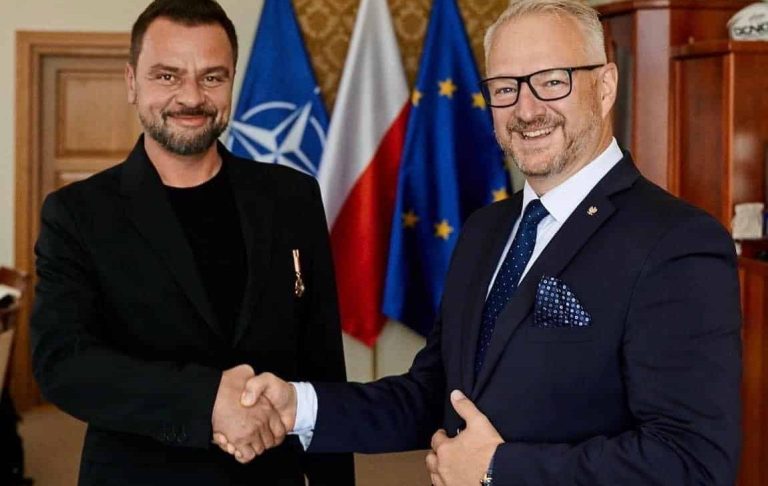 Prestiżowe wyr&oacute;żnienie dla olsztyńskiego grafika