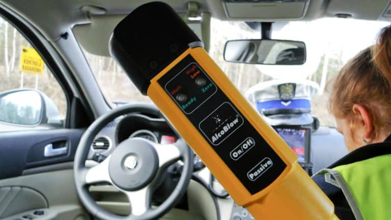 &bdquo;Trzeźwy Poranek&rdquo; na drogach &ndash; ponad 200 kontroli pojazd&oacute;w