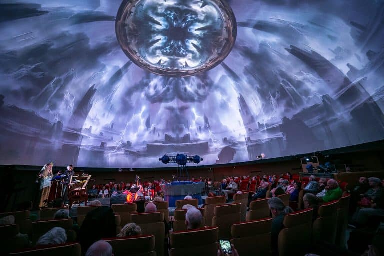 Olsztyńskie Planetarium na orbicie zmian &ndash; pom&oacute;ż w kształtowaniu nowej oferty!