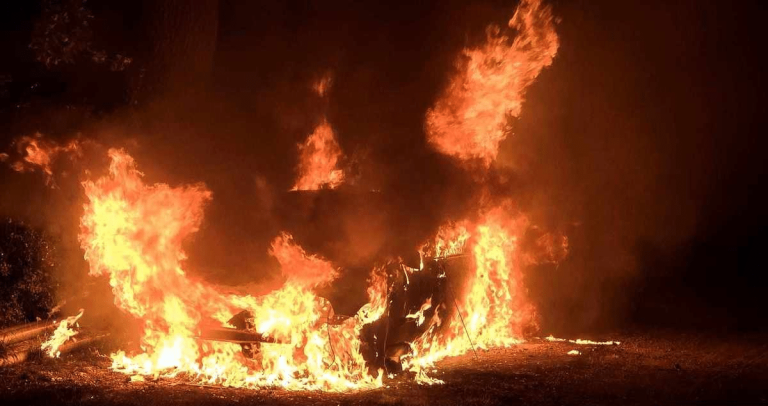 Zakaz nie powstrzymał go – groził i podpalił samochód żony