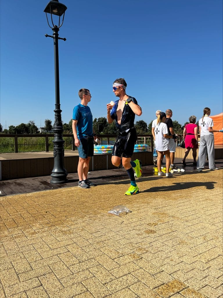 Triathlonista z Olsztyna triumfuje podczas Mistrzostw Polski. Gratulacje! sport Olsztyn, Wiadomości, zShowcase