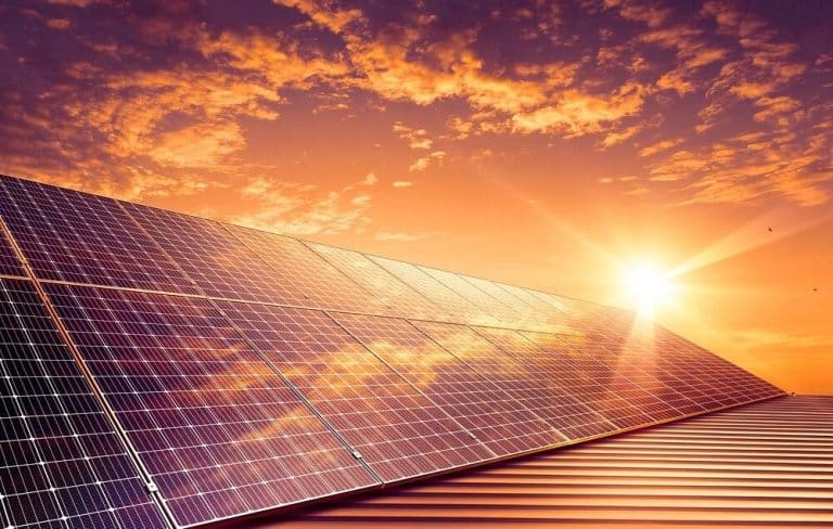 Dlaczego drogi tymczasowe są kluczowe na farmach wiatrowych i słonecznych?