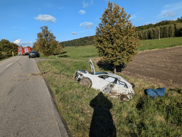 Pijany kierowca ucieka z miejsca wypadku. Rodzina z dzieckiem trafia do szpitala
