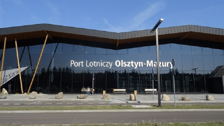 Pusty terminal i spadające statystyki &ndash; lotnisko Olsztyn-Mazury w trudnym momencie