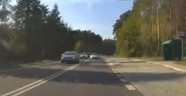 Wyprzedzał na trzeciego. Cudem nie doszło do czołowego zderzenia