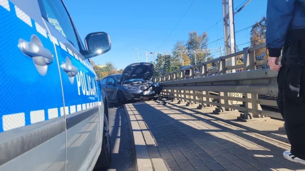 Wypadek w centrum Olsztyna – gigantyczne korki ruch drogowy Olsztyn, Wiadomości, zShowcase