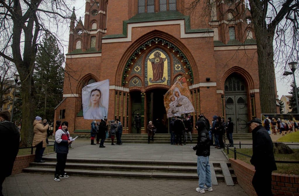 Chrystus Król na ulicach Olsztyna – pierwsza procesja w historii miasta religia Olsztyn, Wiadomości, zShowcase