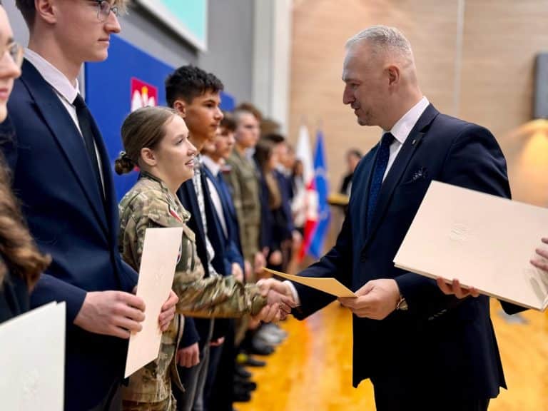 Najlepsi z najlepszych &ndash; stypendia rozdane