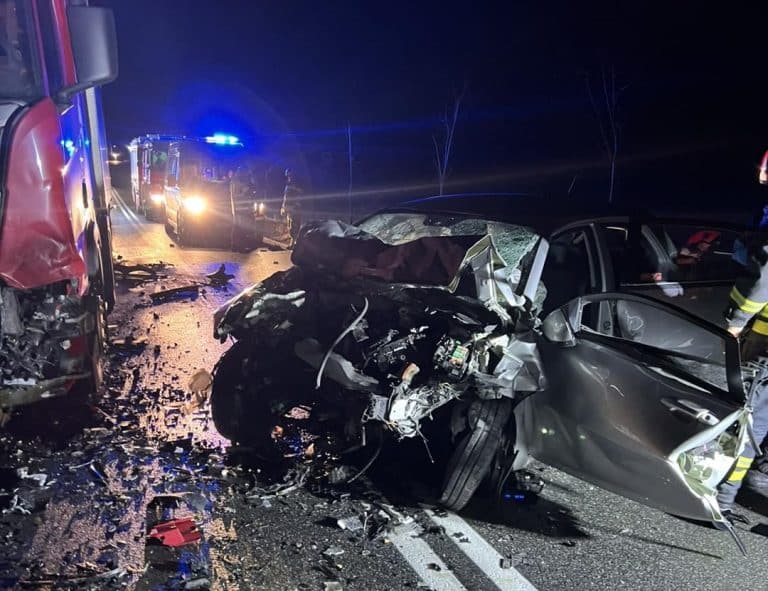 Czołówka na trasie Olsztyn-Szczytno. Jedna ofiara śmiertelna