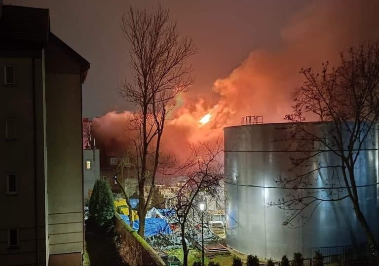 Wielki pożar w Działdowie: dziewięć osób bez dachu nad głową