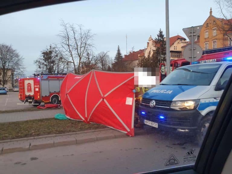 parawan. Śmierć w studzience