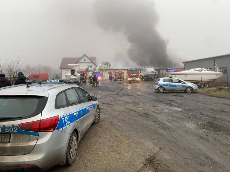 pożar hali magazynowej