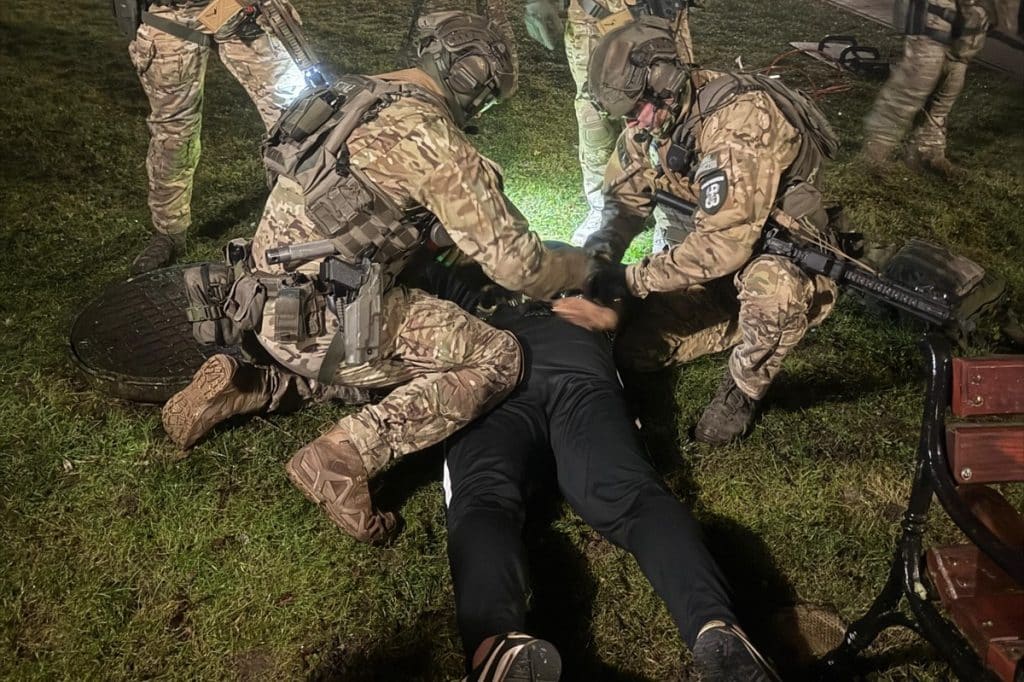 aresztowanie "gangsterów"