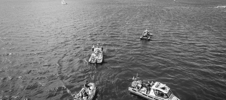 poszukiwania w jeziorze